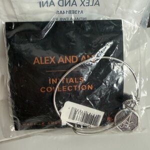 ❤️Adorable Alex and Ani Silver Initial A Bracelet